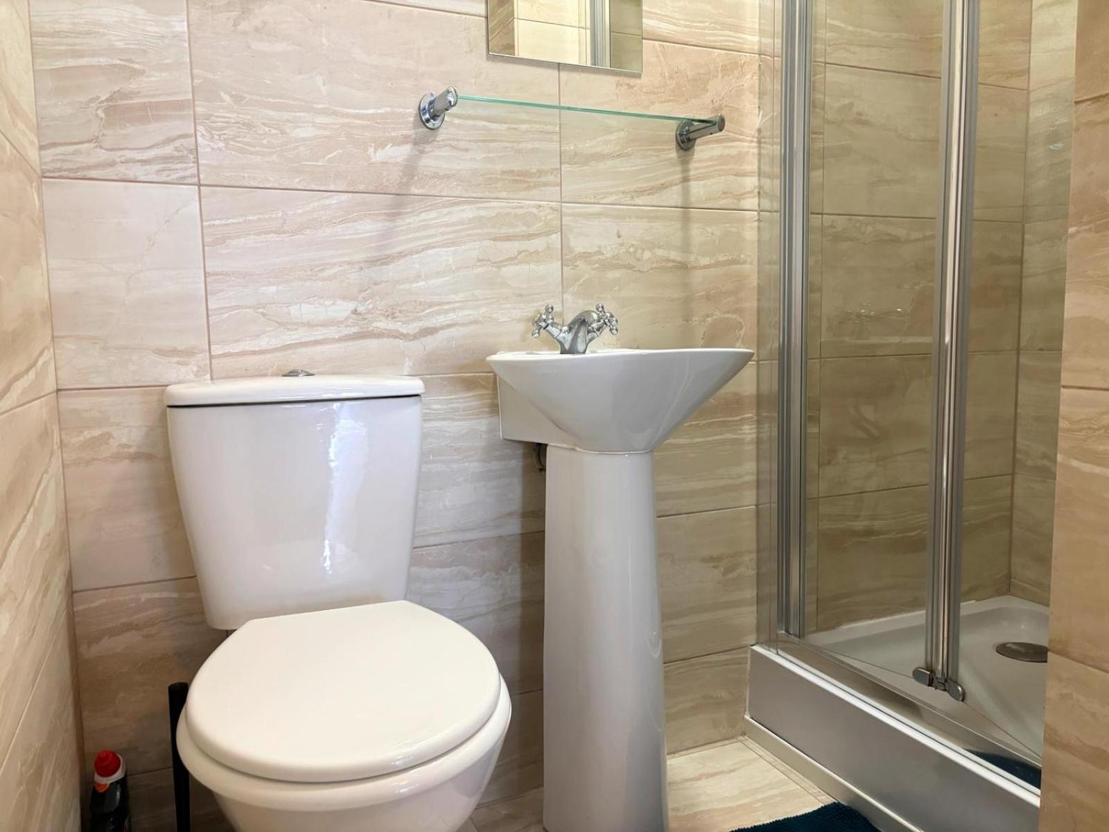 Shirley Apartments, Cozy Studio, Self Check In, 10 Min Drive To City Centre, Walking To Redbridge Train Station Southampton Exteriör bild