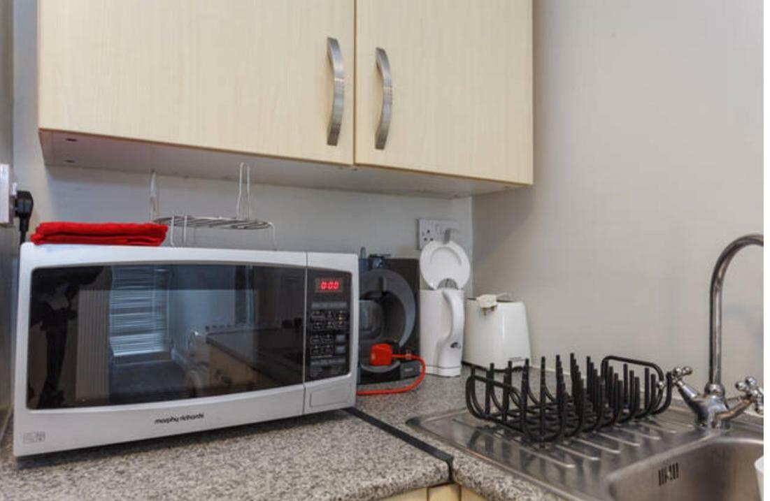 Shirley Apartments, Cozy Studio, Self Check In, 10 Min Drive To City Centre, Walking To Redbridge Train Station Southampton Exteriör bild